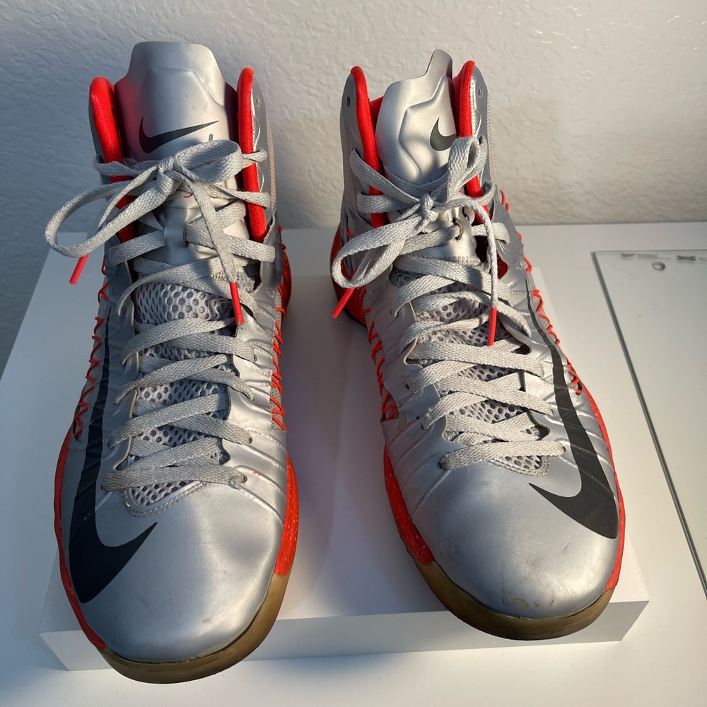 Nike HyperDunk Plus    Sz 13 Mens